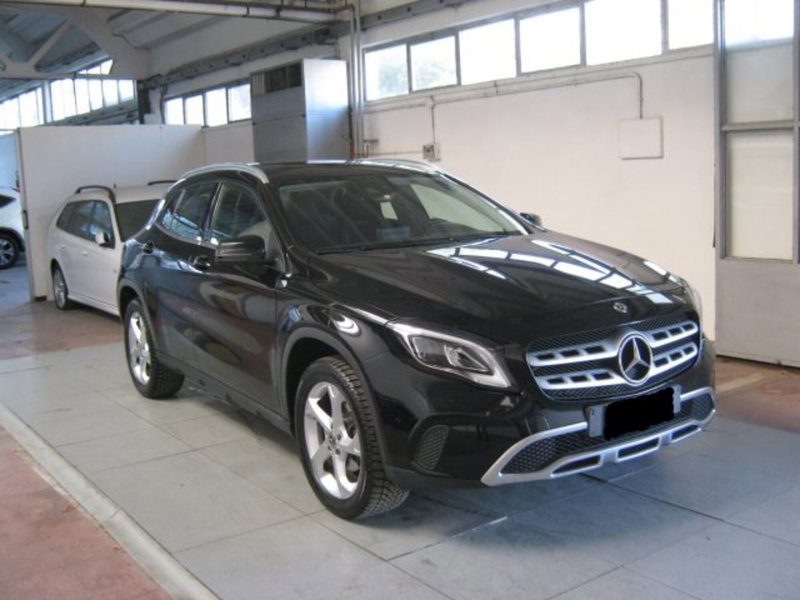 Mercedes-Benz GLA SUV usata a Fermo