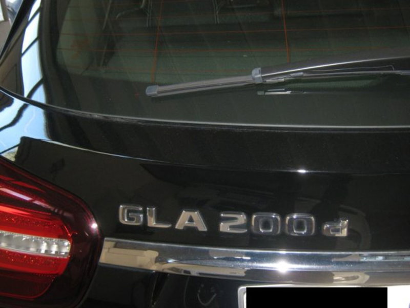 Mercedes-Benz GLA SUV usata a Fermo (12)