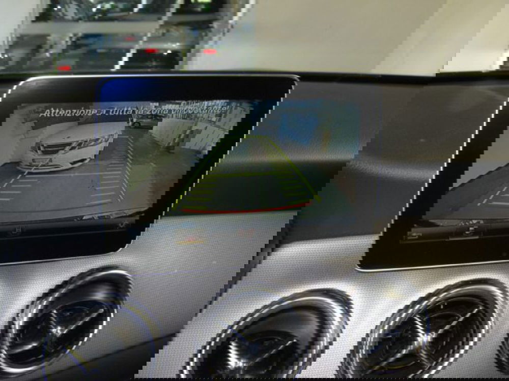 Mercedes-Benz GLA SUV usata a Fermo (17)