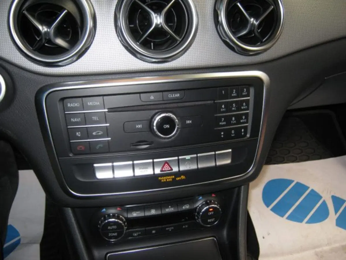 Mercedes-Benz GLA SUV usata a Fermo (18)