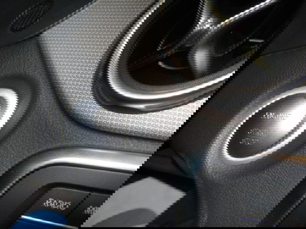 Mercedes-Benz GLA SUV usata a Fermo (19)