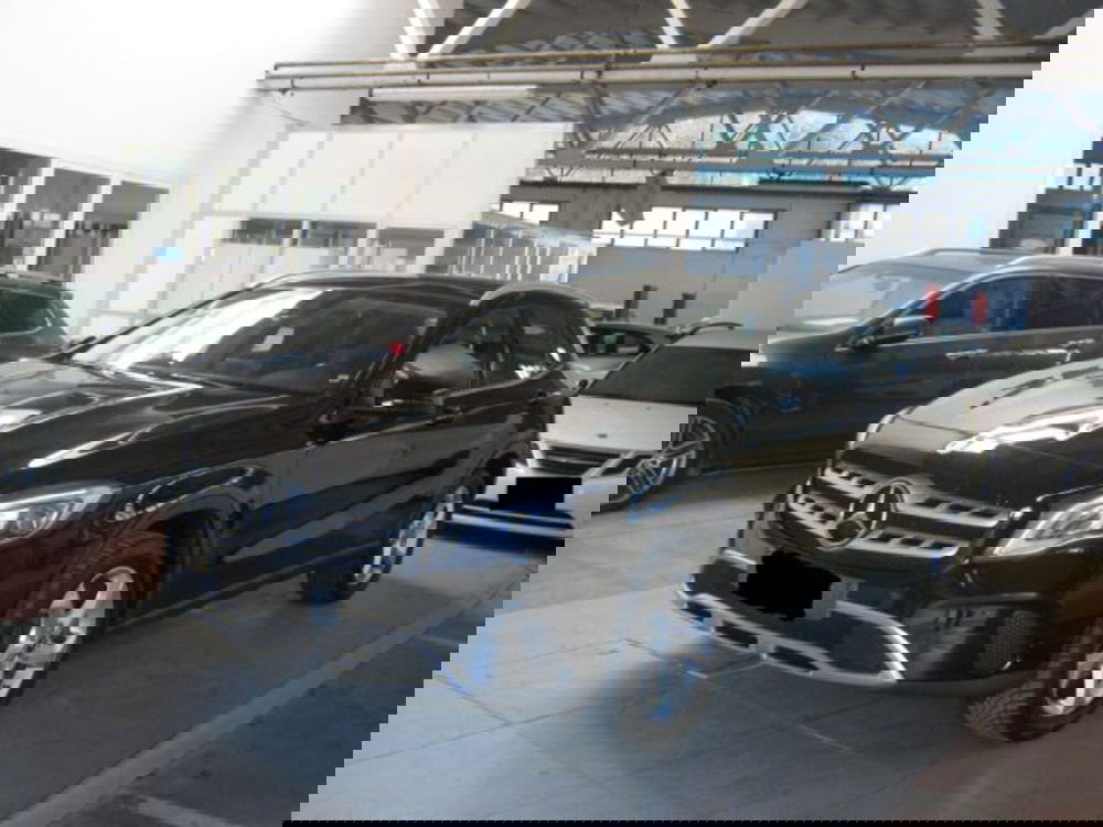 Mercedes-Benz GLA SUV usata a Fermo (3)