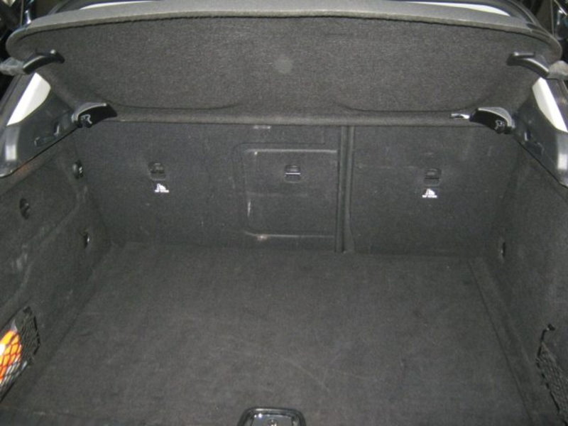 Mercedes-Benz GLA SUV usata a Fermo (9)