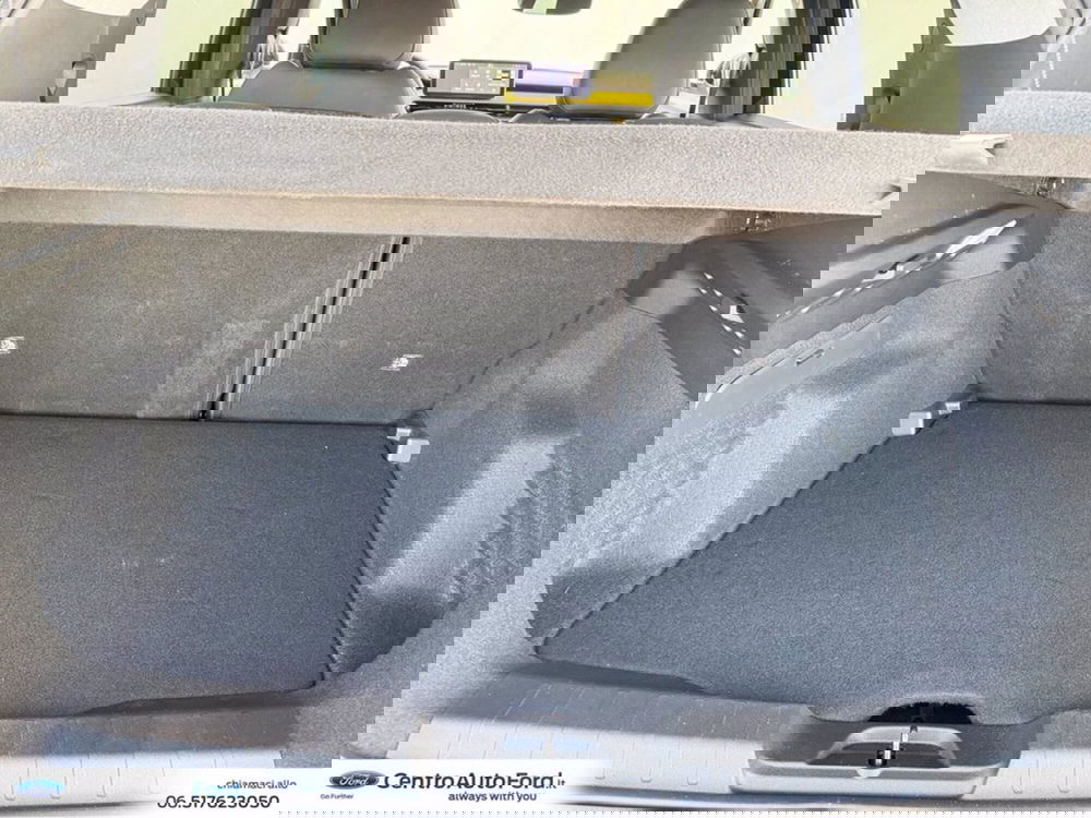 Jeep Avenger usata a Roma (11)