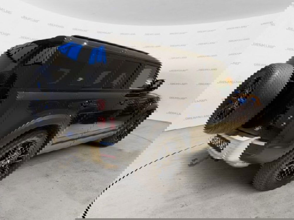 Land Rover Defender usata a Livorno (3)