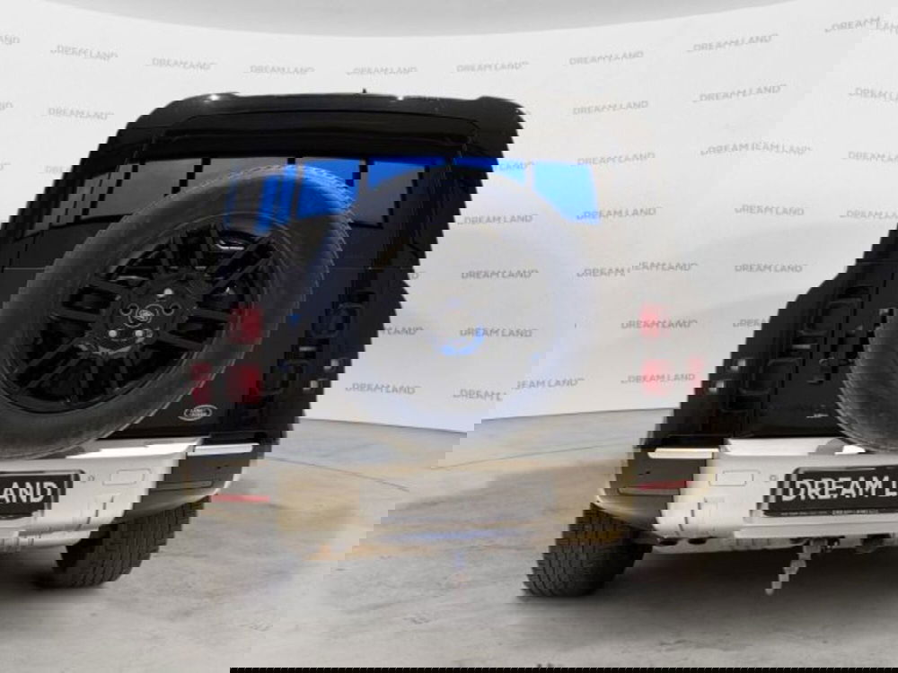 Land Rover Defender usata a Livorno (8)