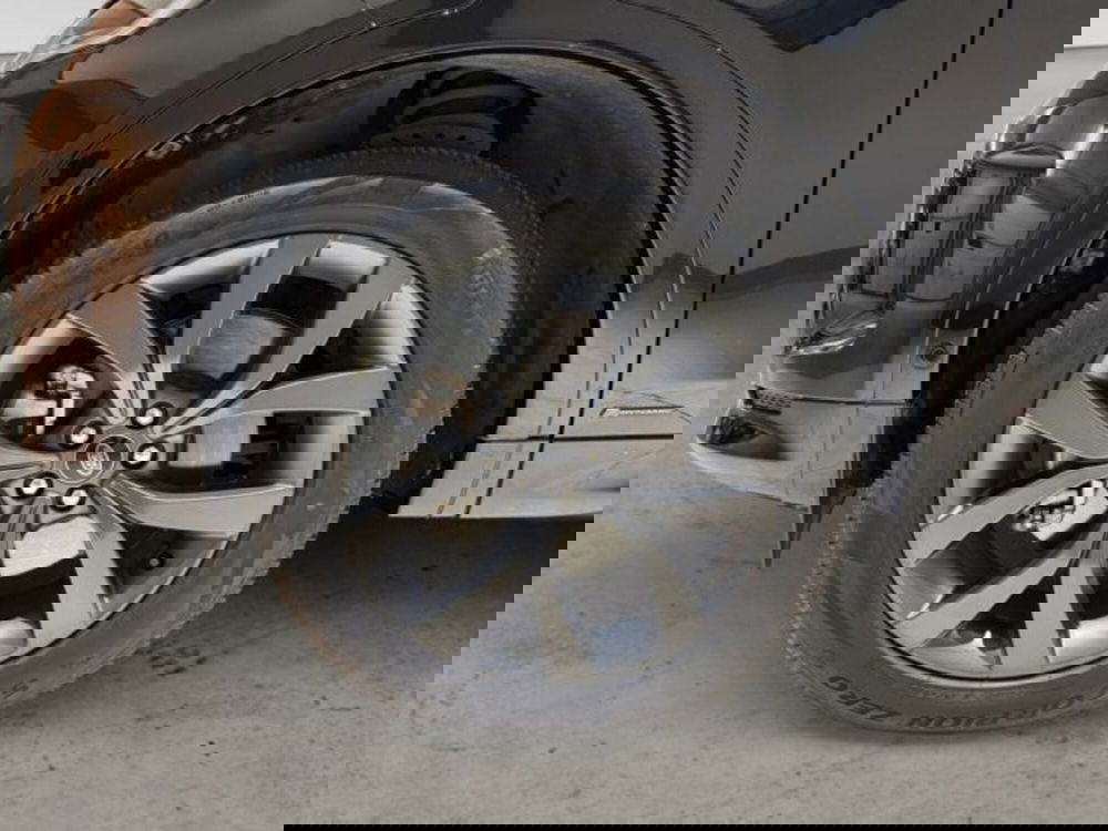 Land Rover Discovery Sport usata a Livorno (11)