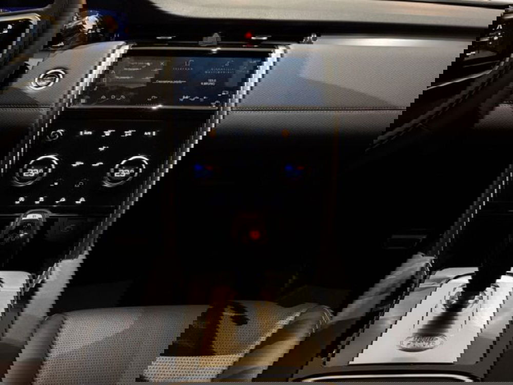 Land Rover Discovery Sport usata a Livorno (15)