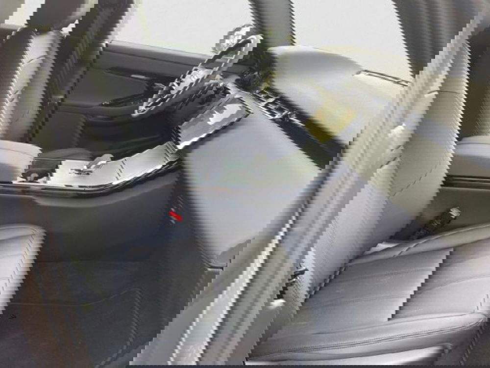 Land Rover Range Rover Evoque nuova a Livorno (4)