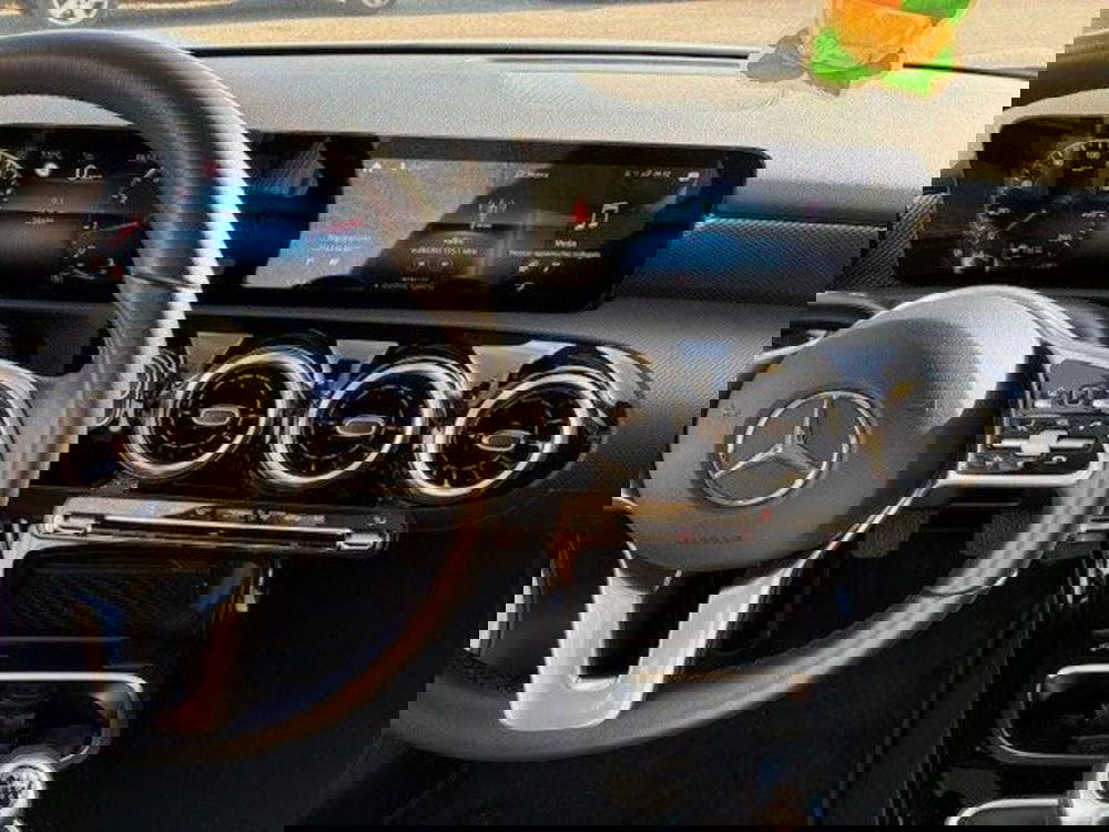 Mercedes-Benz Classe A usata a Milano (12)