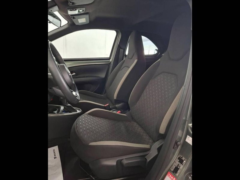 Toyota Aygo X usata a Torino (13)