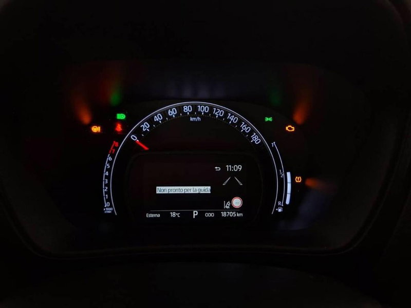 Toyota Aygo X usata a Torino (7)