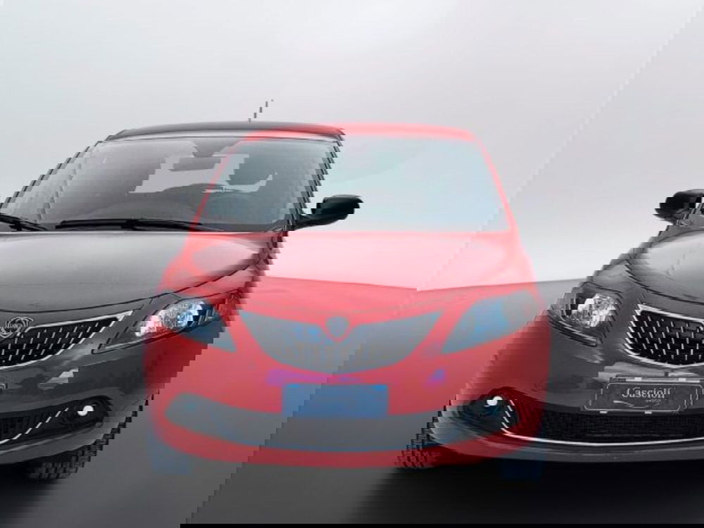 Lancia Ypsilon usata a Teramo (2)