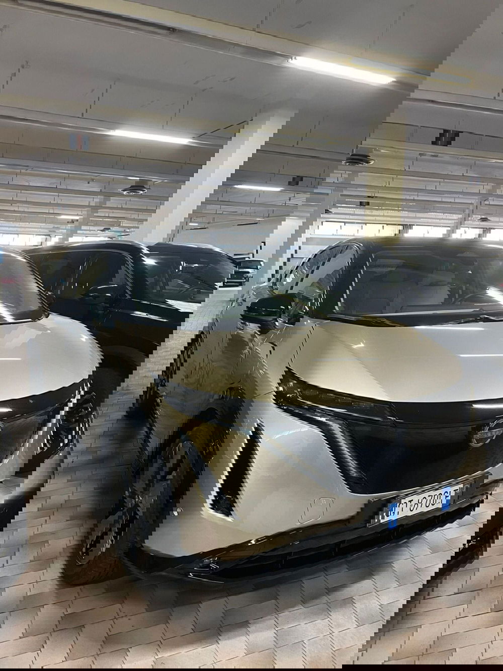 Nissan Ariya usata a Cagliari (3)