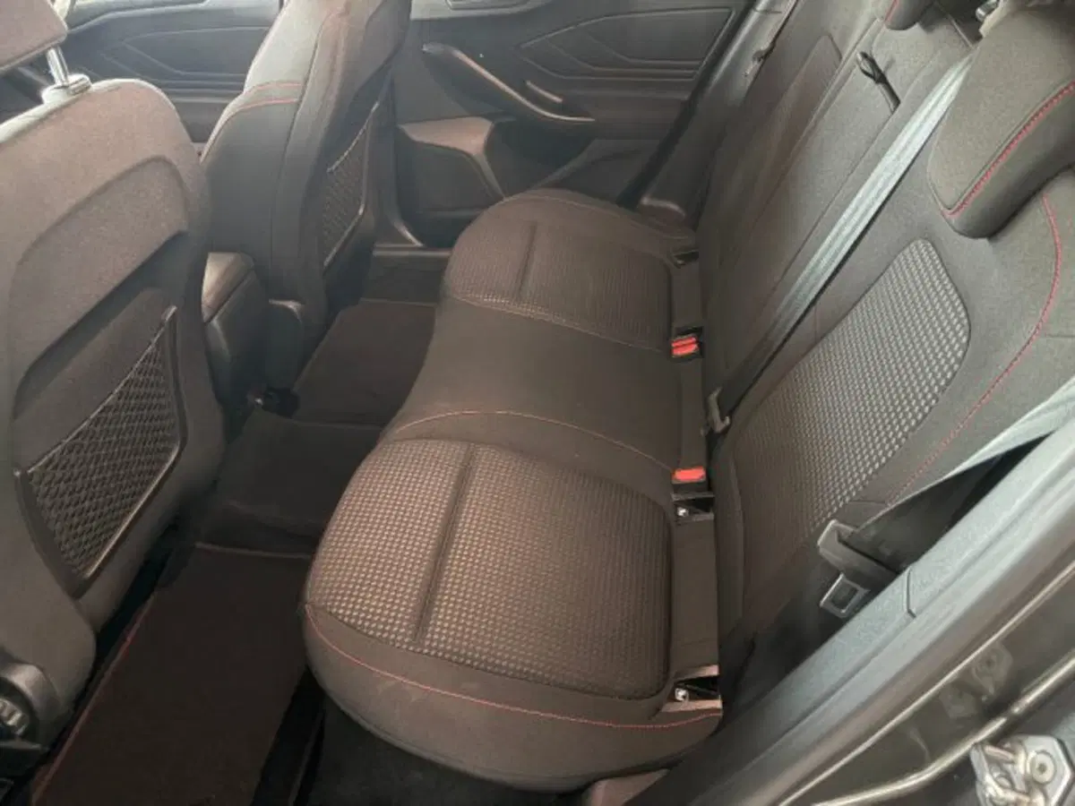 Ford Focus Station Wagon usata a Cuneo (9)
