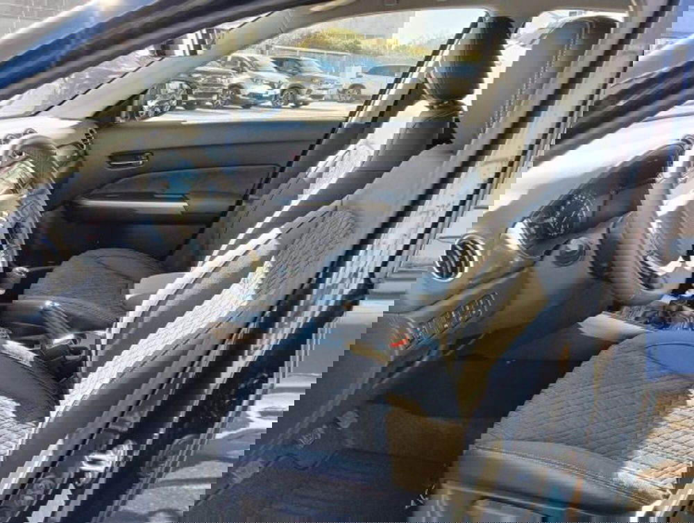 Suzuki Vitara nuova a Brescia (9)