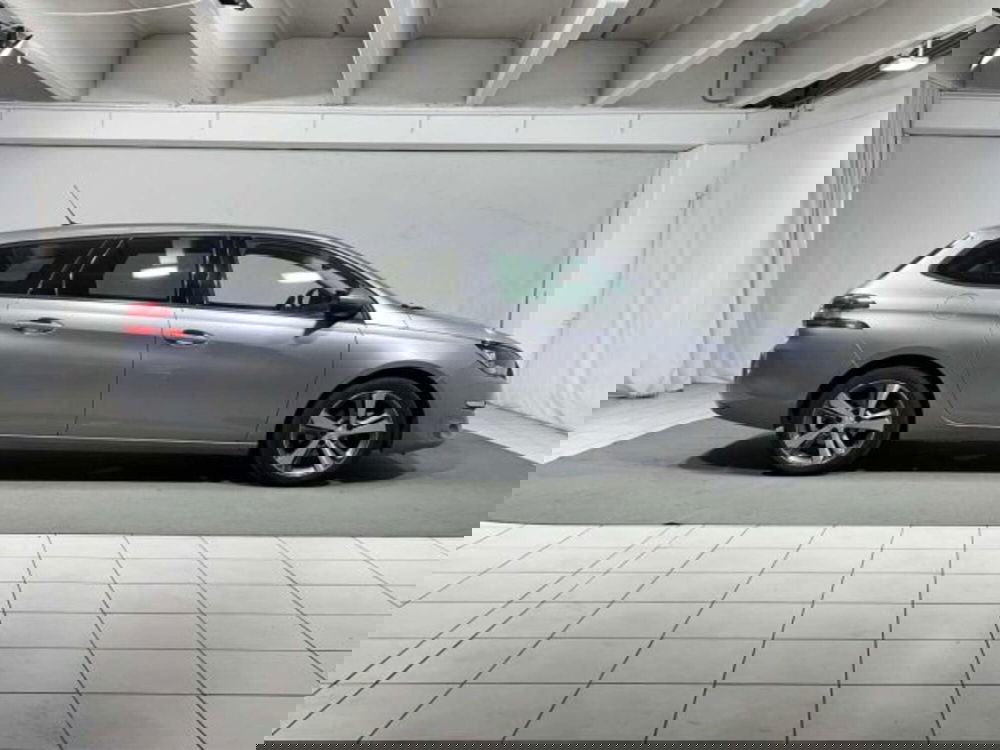 Peugeot 308 SW usata a Sondrio (6)