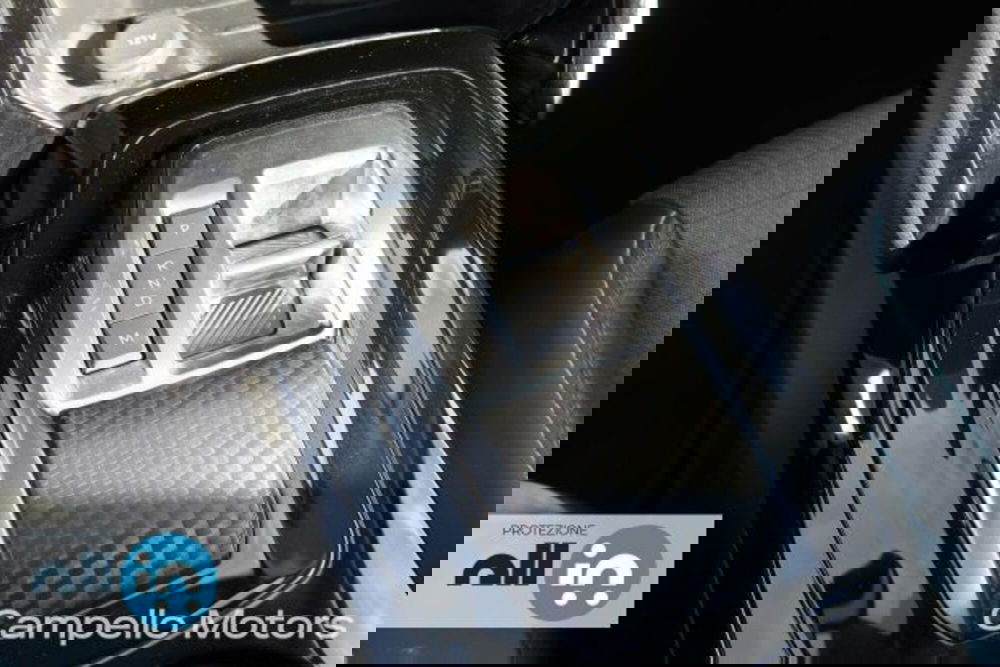 Peugeot 208 nuova a Venezia (11)