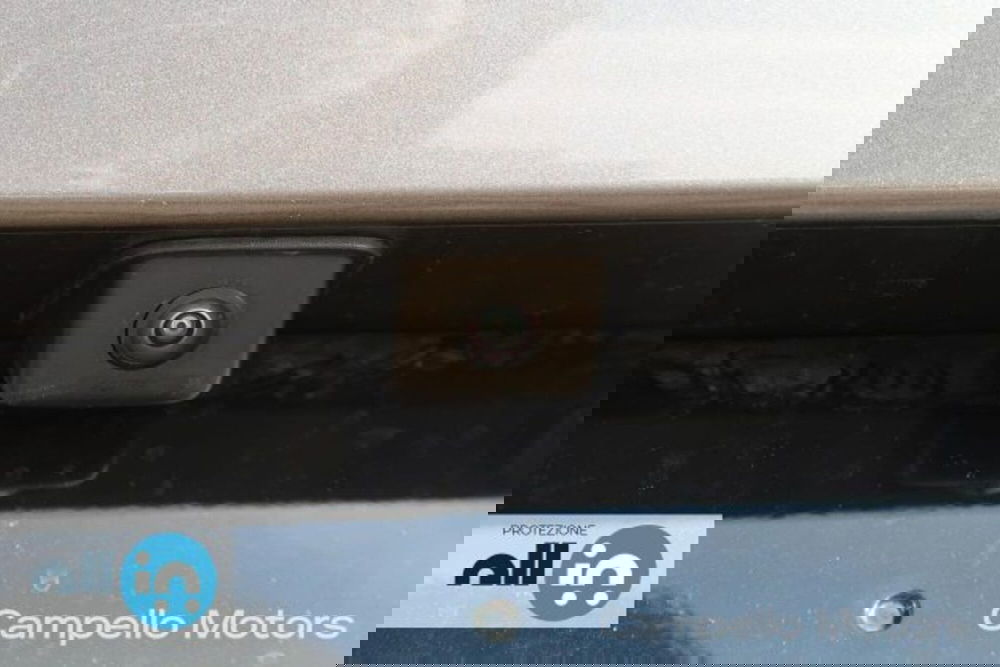 Peugeot 208 nuova a Venezia (12)