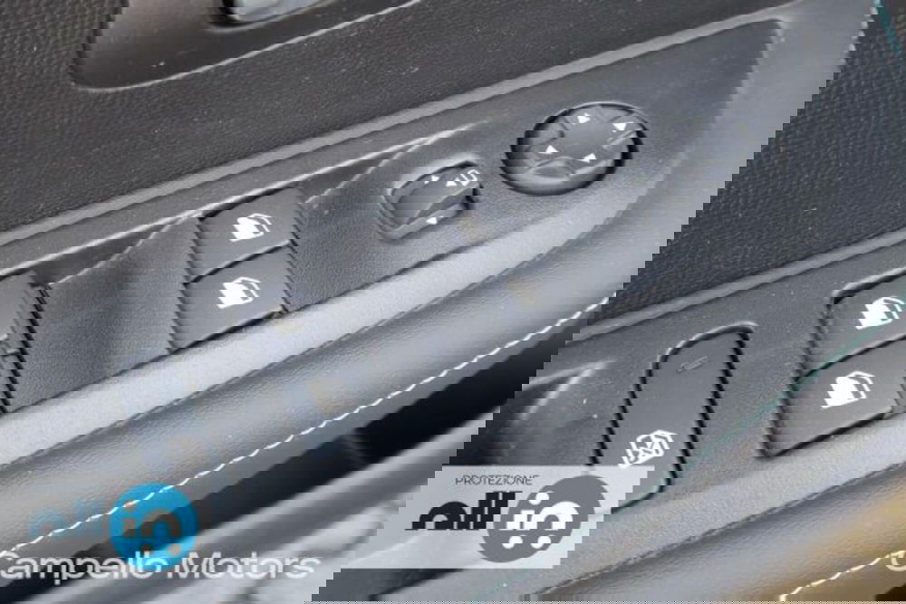 Peugeot 208 nuova a Venezia (15)