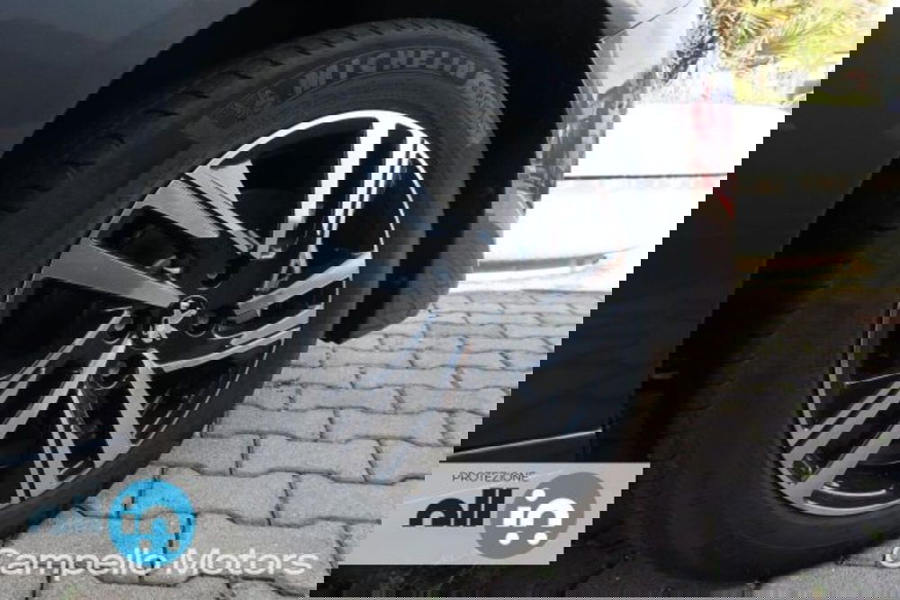 Peugeot 208 nuova a Venezia (16)