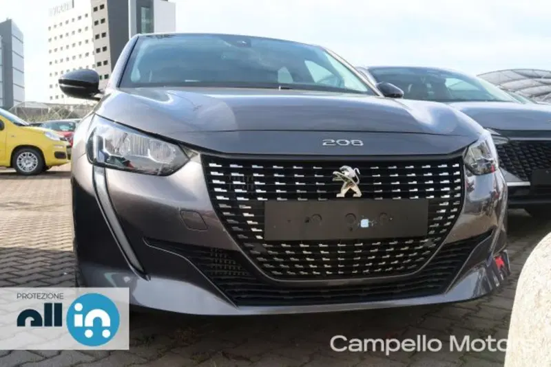 Peugeot 208 nuova a Venezia (2)