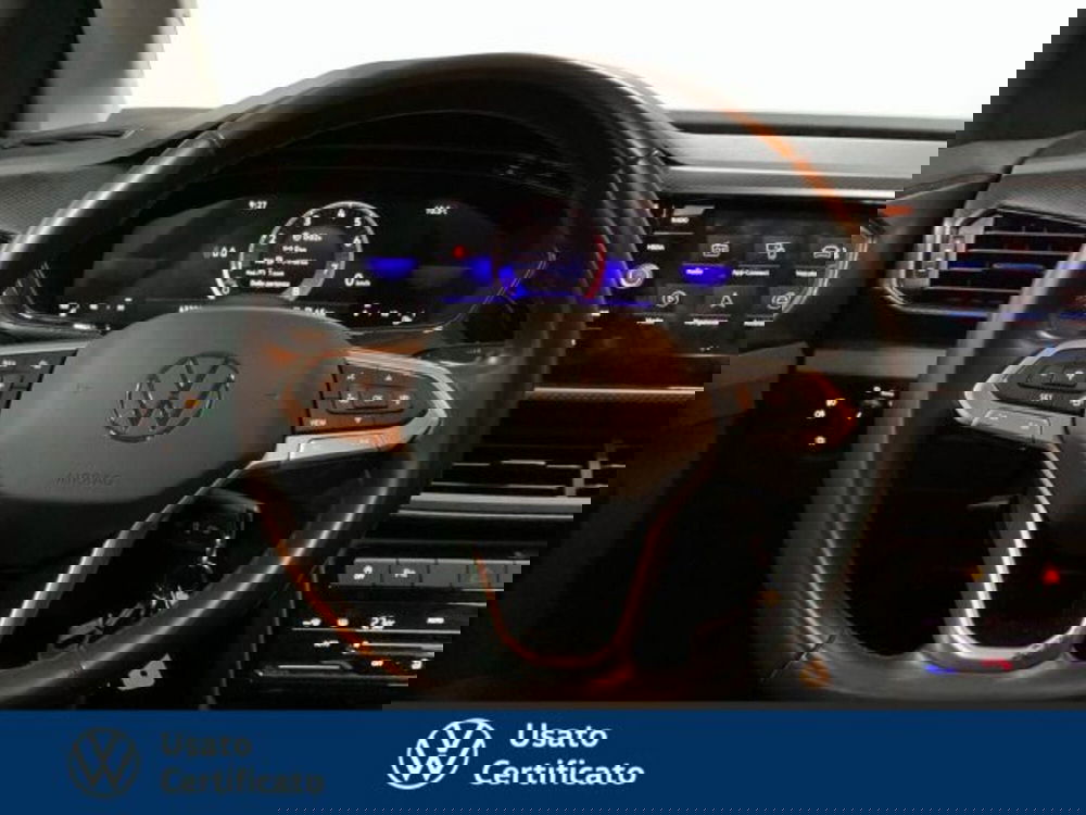 Volkswagen T-Cross usata a Vicenza (9)