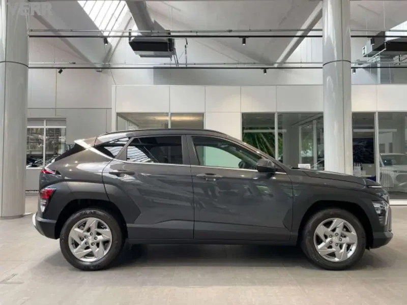 Hyundai Kona nuova a Milano (12)