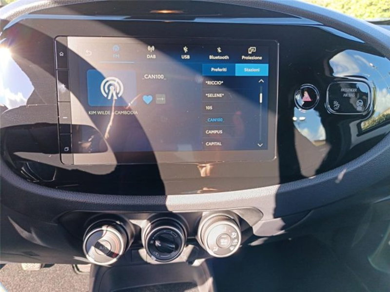 Toyota Aygo X nuova a Bari (18)