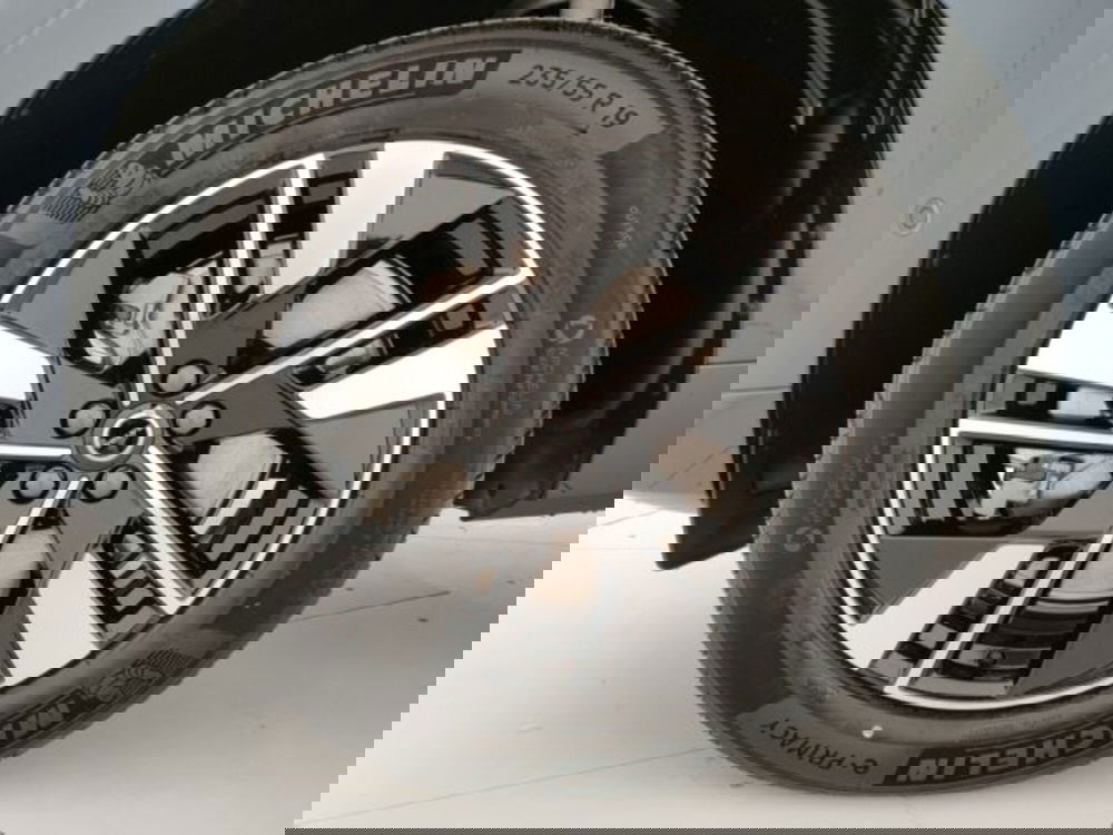 Volvo XC60 nuova a Modena (10)