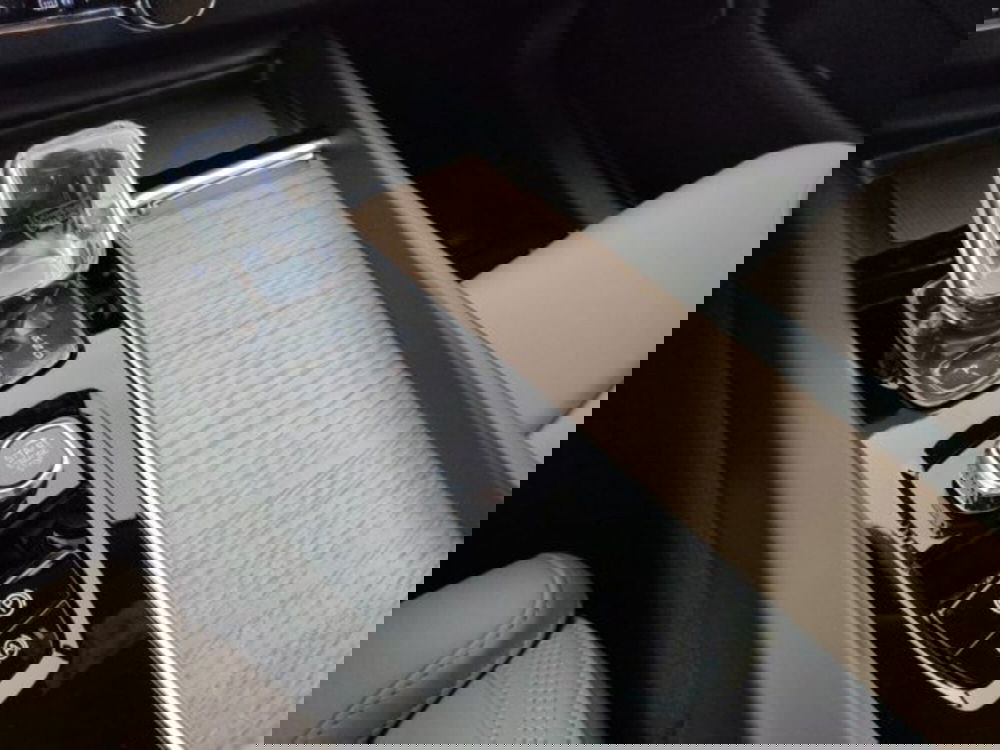 Volvo XC60 nuova a Modena (16)