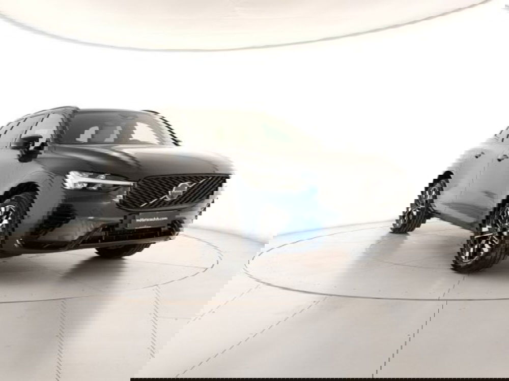 Volvo XC60 nuova a Modena (5)