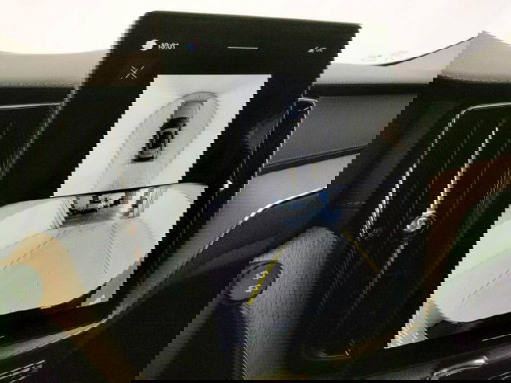 Volvo XC60 nuova a Modena (18)