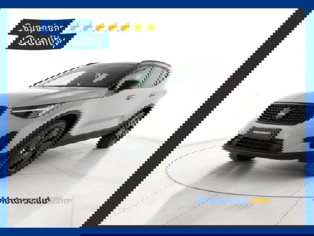 Volvo XC40 nuova a Modena