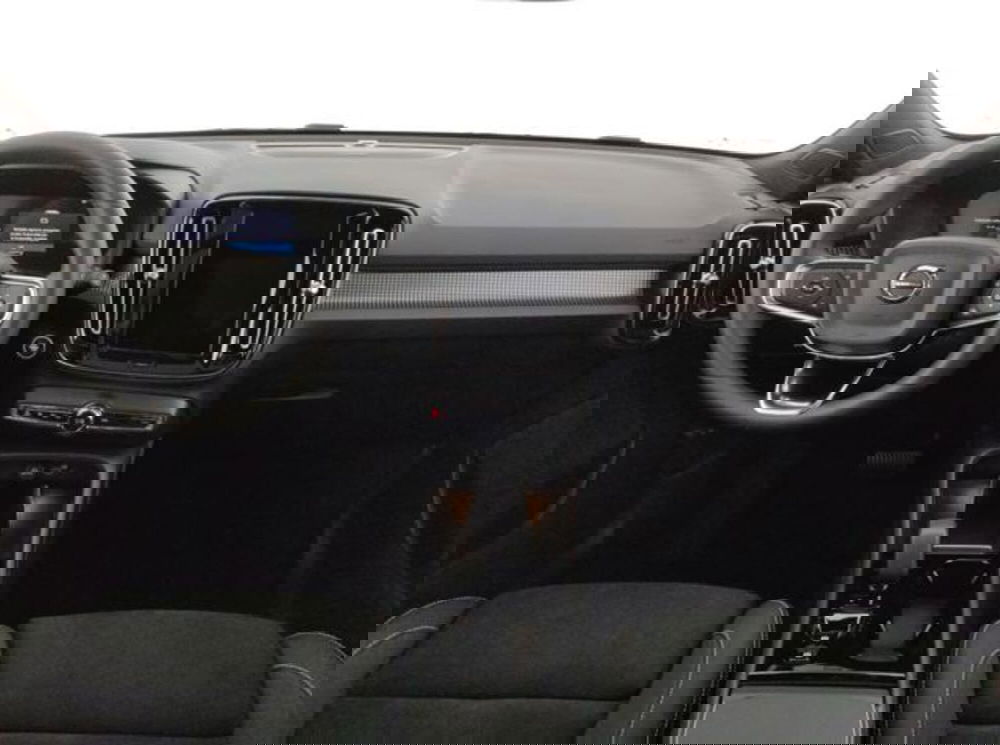 Volvo XC40 nuova a Modena (18)