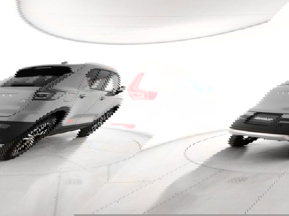 Volvo XC40 nuova a Modena (6)
