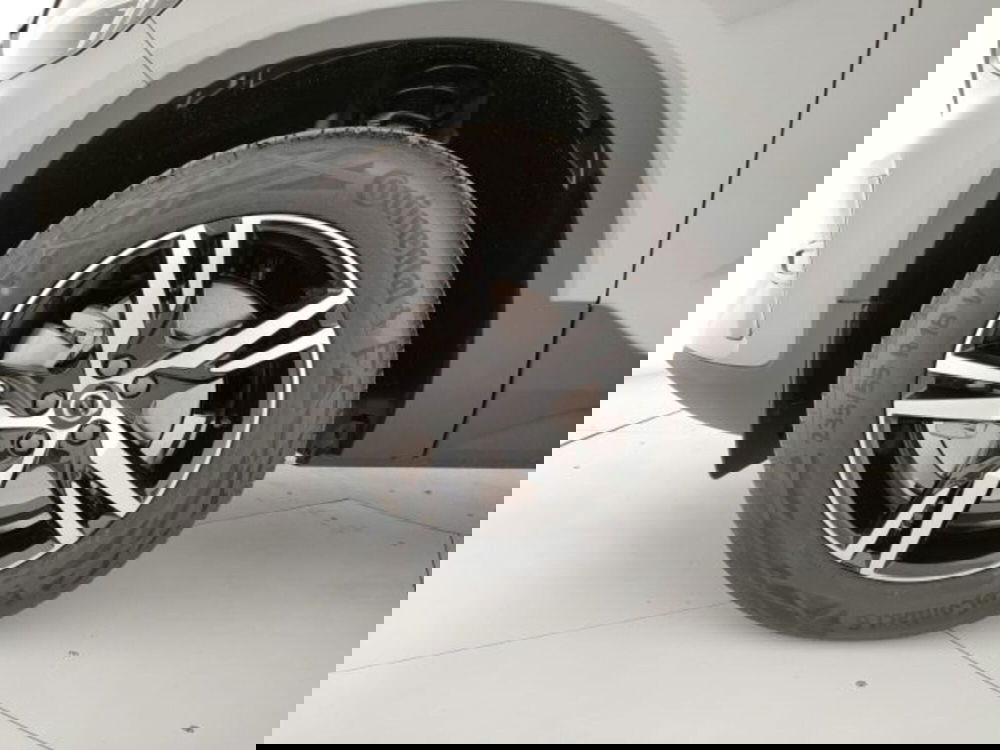 Volvo XC40 nuova a Modena (8)