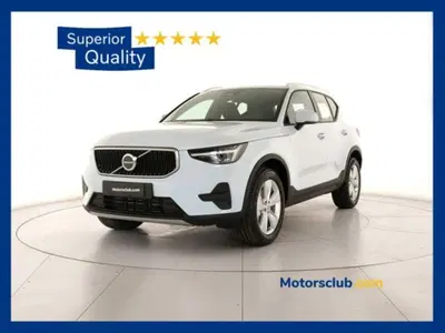 Volvo XC40 B3 automatico Core nuova a Modena