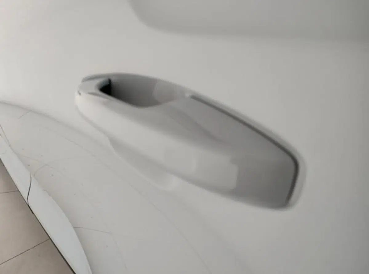 Volvo XC40 nuova a Modena (10)