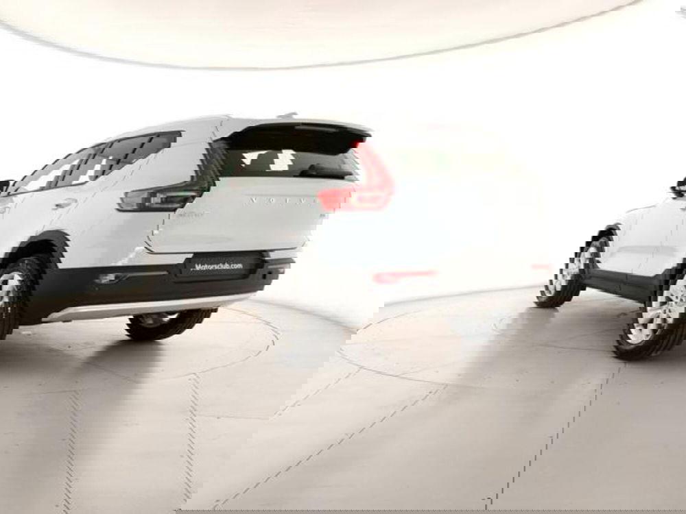 Volvo XC40 nuova a Modena (3)