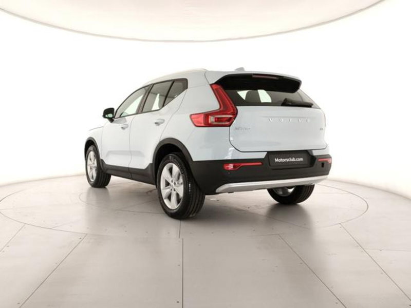 Volvo XC40 nuova a Modena (3)