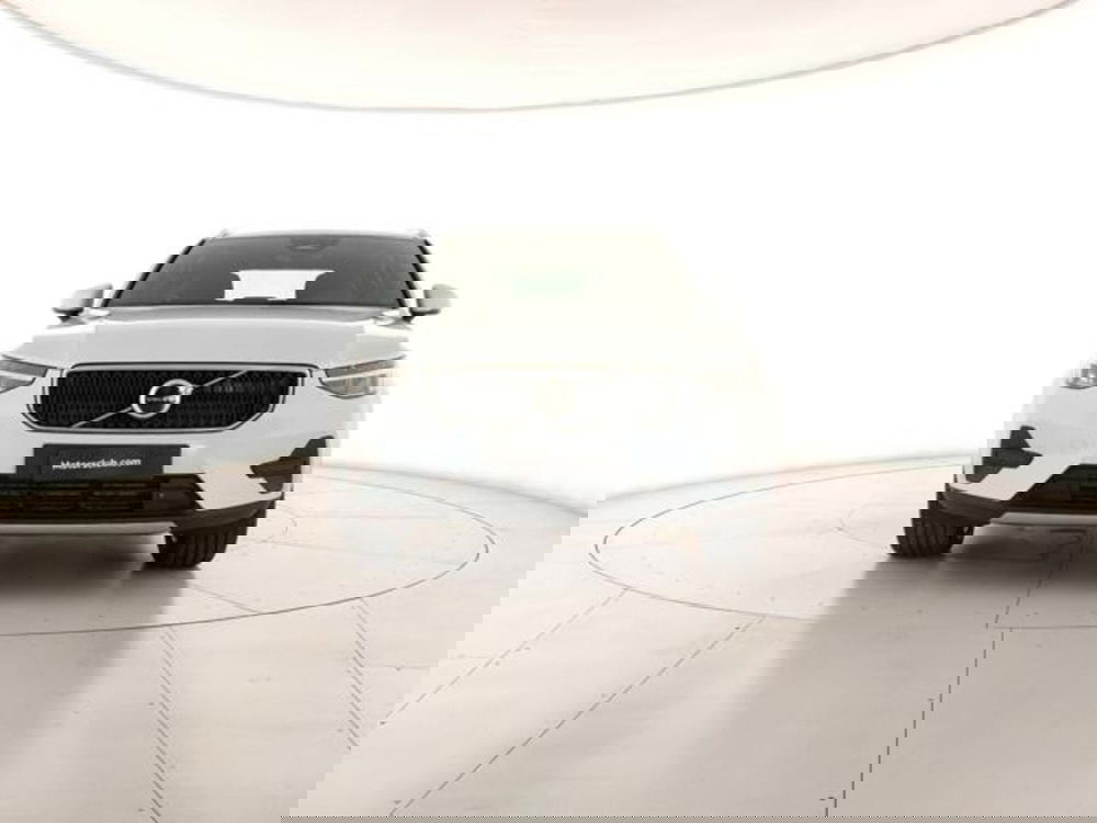 Volvo XC40 nuova a Modena (7)
