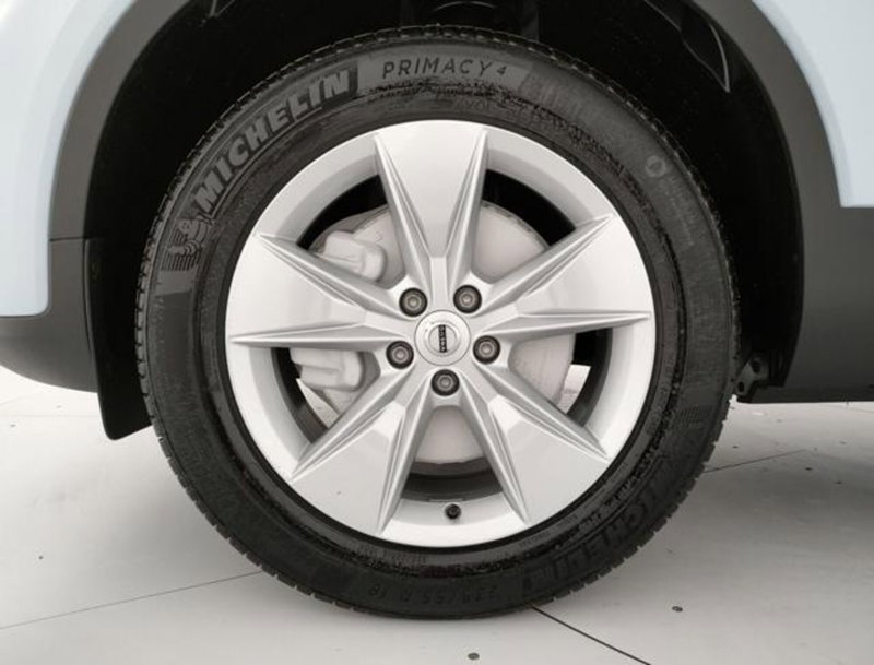 Volvo XC40 nuova a Modena (8)