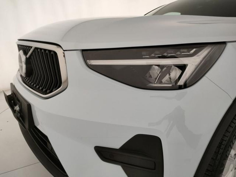 Volvo XC40 nuova a Modena (9)