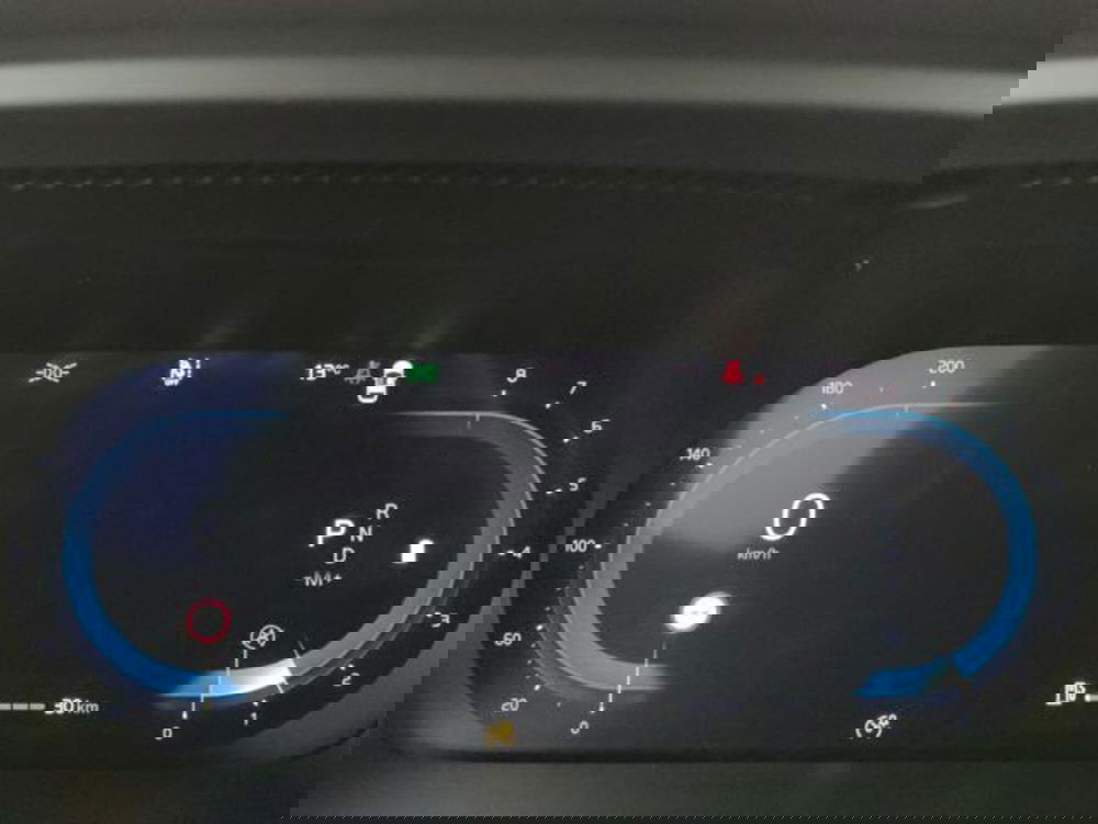 Volvo XC40 nuova a Modena (10)