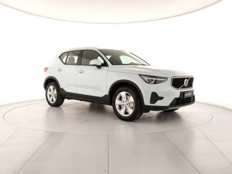 Volvo XC40 nuova a Modena (4)