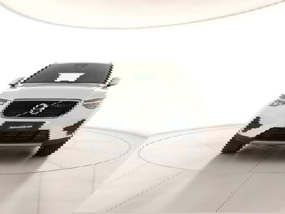 Volvo XC40 nuova a Modena (5)