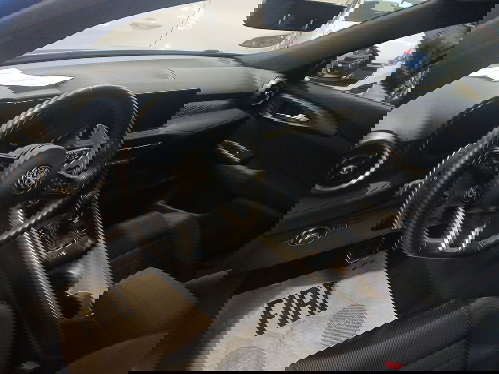 Alfa Romeo Tonale usata a Lecce (15)