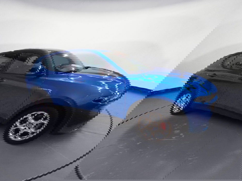 Alfa Romeo Tonale usata a Lecce (7)