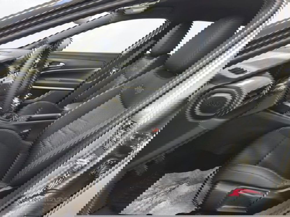 Jeep Avenger nuova a Perugia (10)